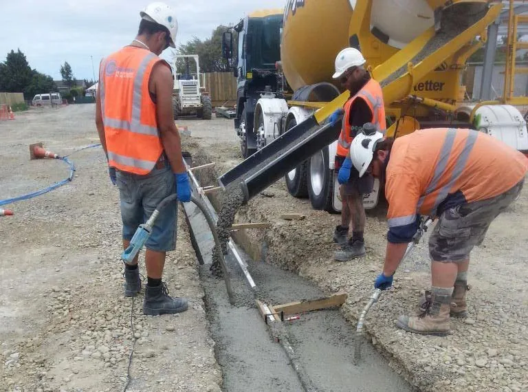 Pouring concrete channel